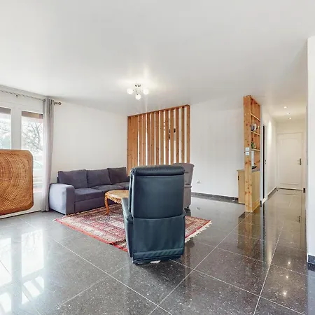 2 Bedroom Gorgeous Home In Medis